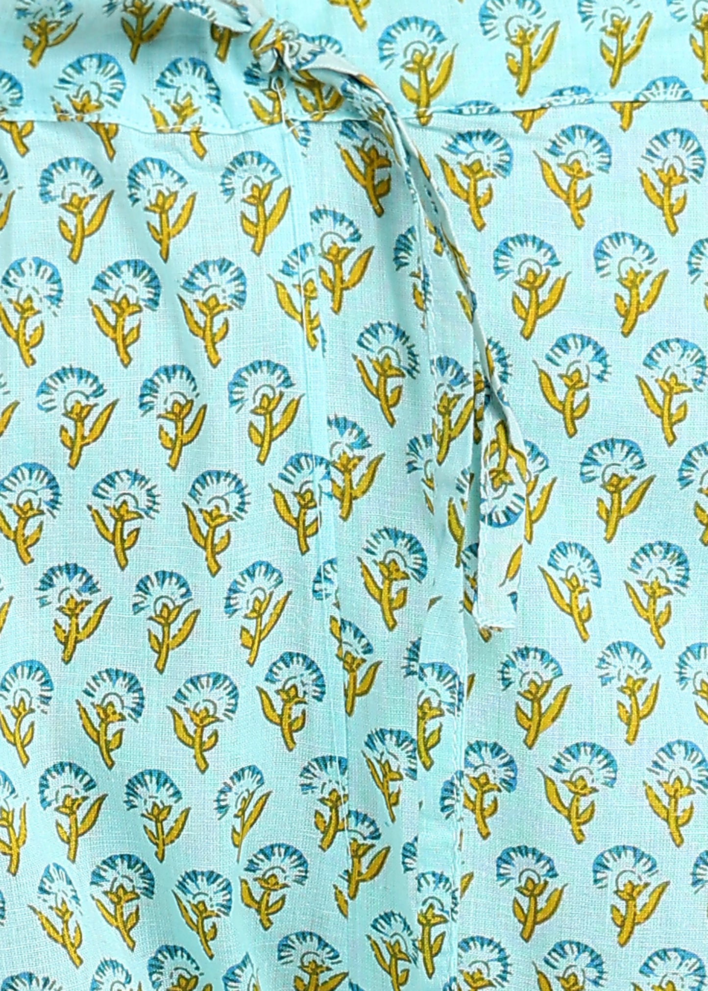 Floral Printed Straight Kurti – Elegant Embroidery & Coordinated Set