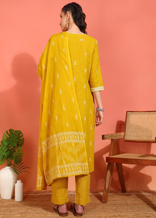Plus Size Kurta Women's Mustard Cotton Slub Ikat Print Calf Length Notch Neck 3/4 Sleeves with Gota Detailing Straight Kurta With Pant And Duptta (Mustard)
