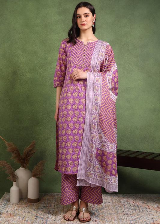 Plus Size Kurta Women's Cotton Calf Length 3/4th Sleeve Floral Printed Gotta patti Straight Kurta with Printed Pant & Dupatta