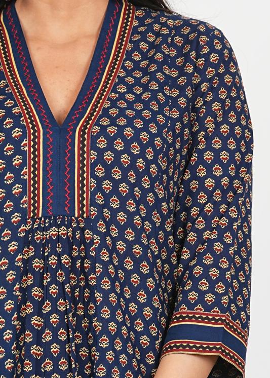 Plus Size Kurta Women's Printed Cotton Calf Length V-Neck 3/4th Sleeve Straight Kurta Pant And Duptta (Navy)