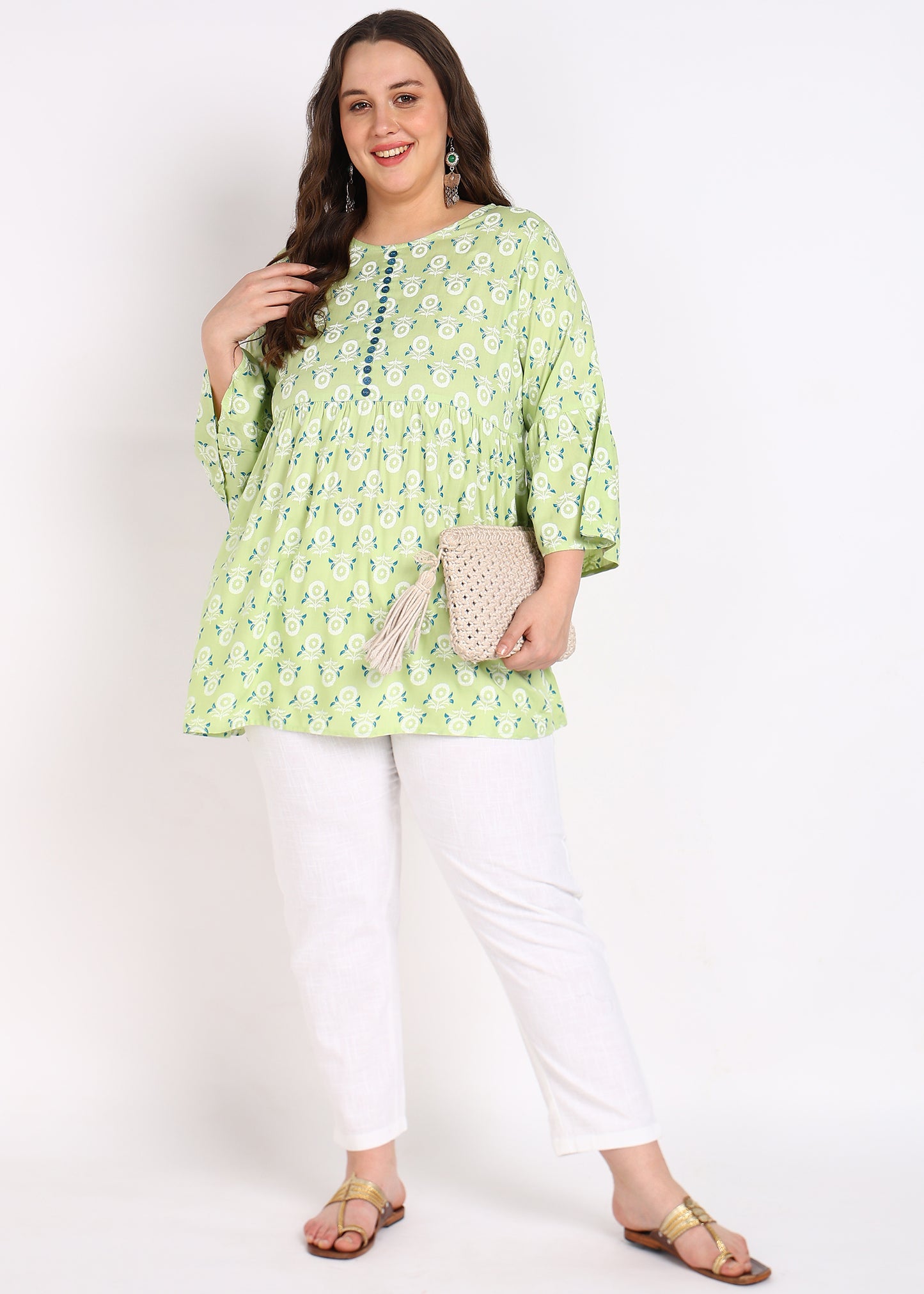 Refreshing Green Plus Size Kurta – Elegant & Comfortable