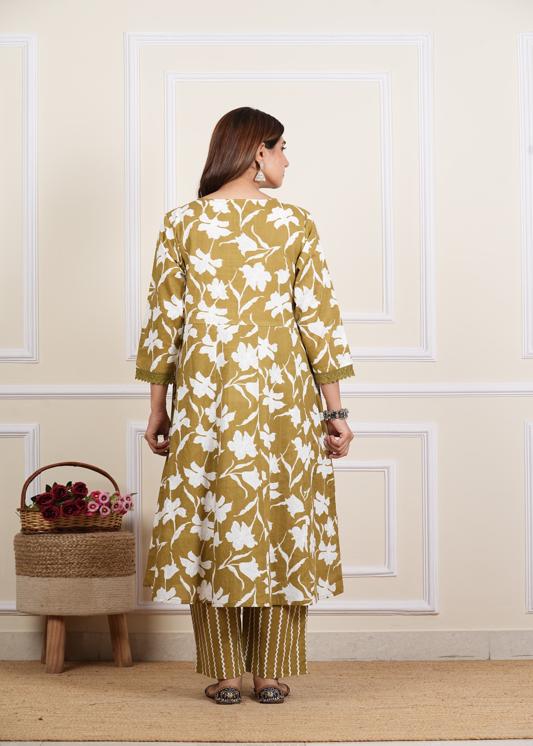 Plus Size Kurta Women's Cotton Ankle Length Notch Neck 3/4 Sleeves Floral Print Mirror Work Anarkali With Pant  And Duptta