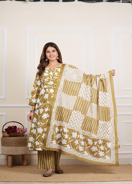Plus Size Kurta Women's Cotton Ankle Length Notch Neck 3/4 Sleeves Floral Print Mirror Work Anarkali With Pant  And Duptta