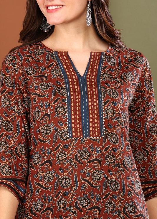 Plus Size Kurta Women's Cotton Floral Print Notch Neck With Gota Detailing 3/4th Sleeve Staright Kurta with Elastic Bottom and Duptta (MAROON)